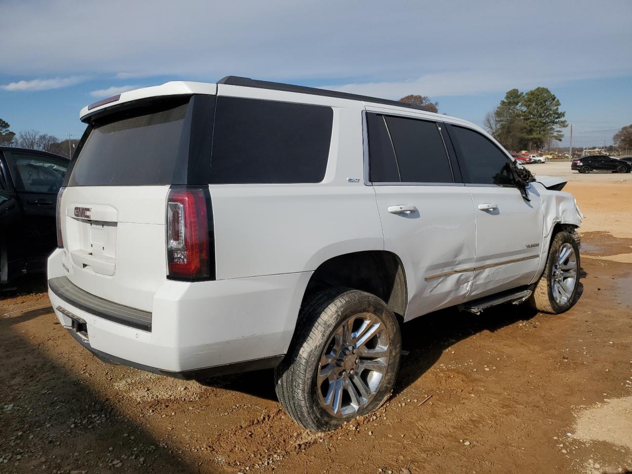 Изображение 3 2019 GMC YUKON SLT 2019 с VIN 1GKS1BKC6KR342080