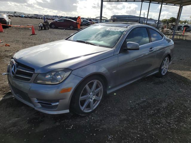 Obraz 1 z 2012 MERCEDES-BENZ C 250 2012 z VIN WDDGJ4HB2CF808320