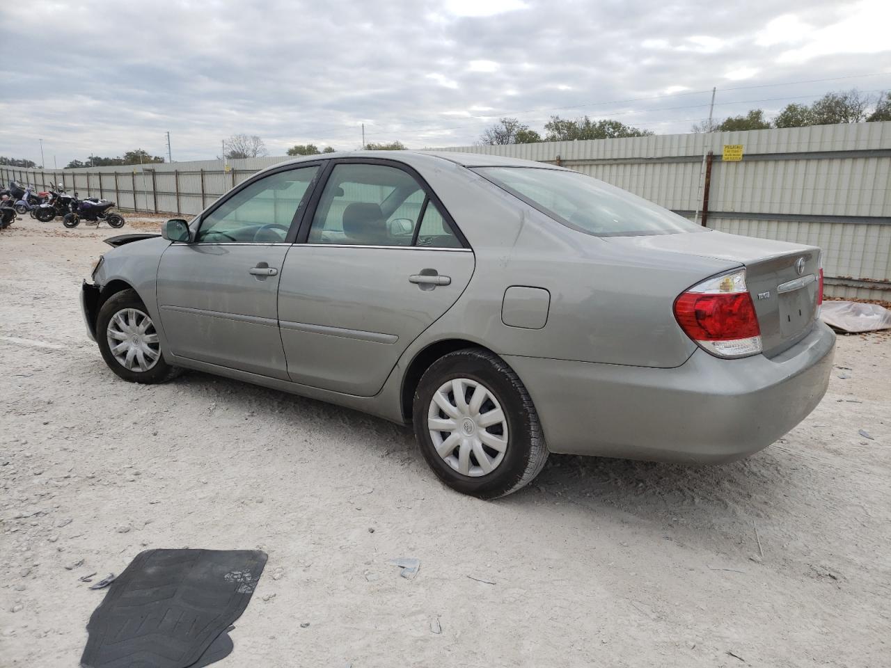 Изображение 2 2006 TOYOTA CAMRY LE 2006 с VIN 4T1BE30K36U703893