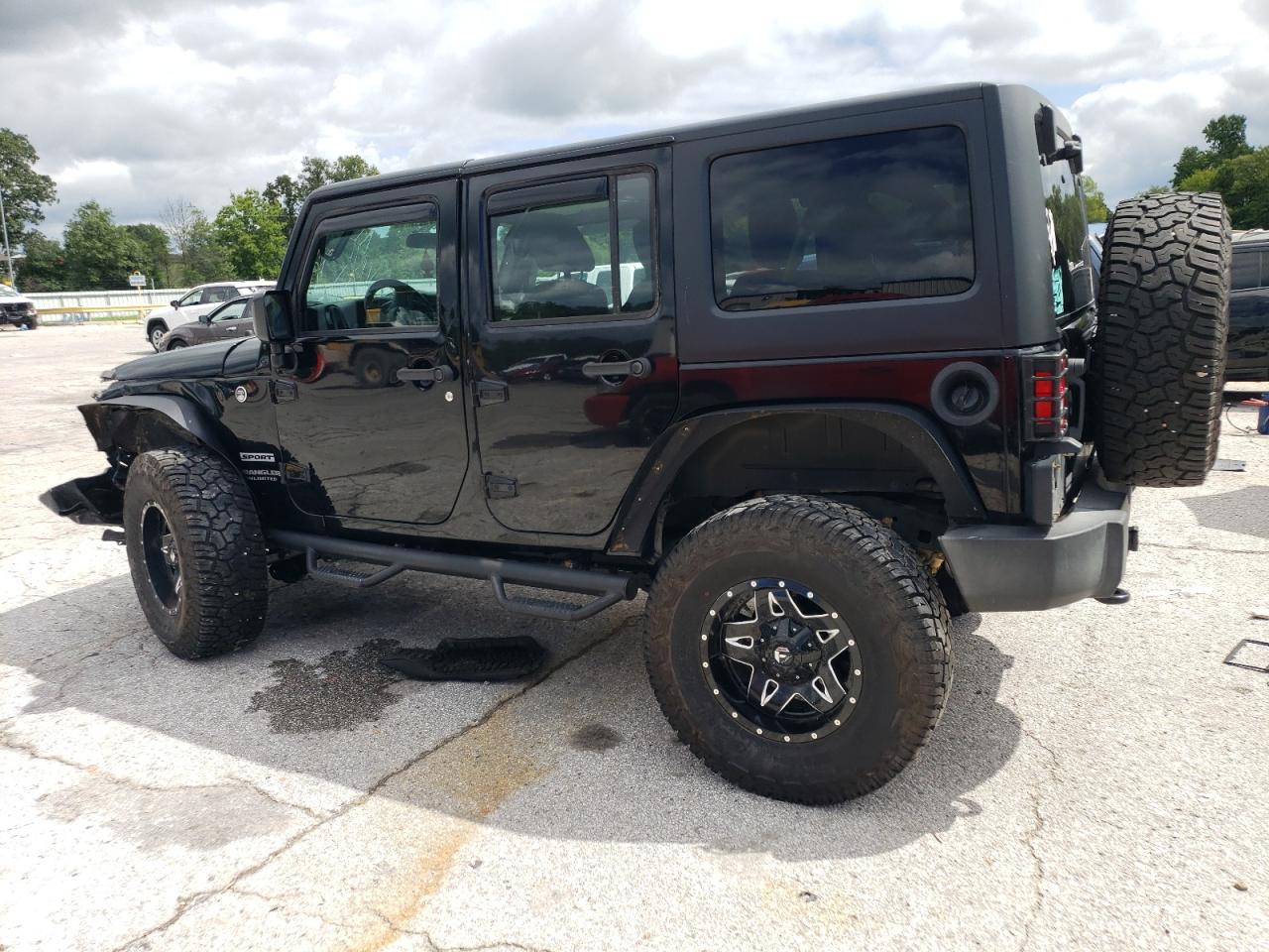 Image 2 of 2017 JEEP WRANGLER UNLIMITED SPORT 2017 with VIN 1C4BJWDG5HL532497