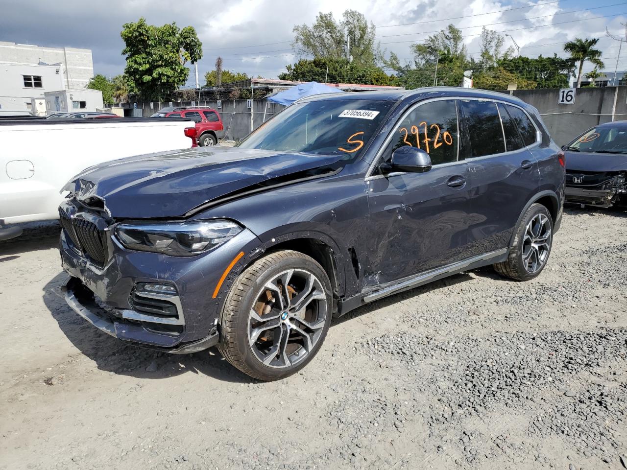 Image 1 of 2021 BMW X5 SDRIVE 40I 2021 with VIN 5UXCR4C07M9F21693