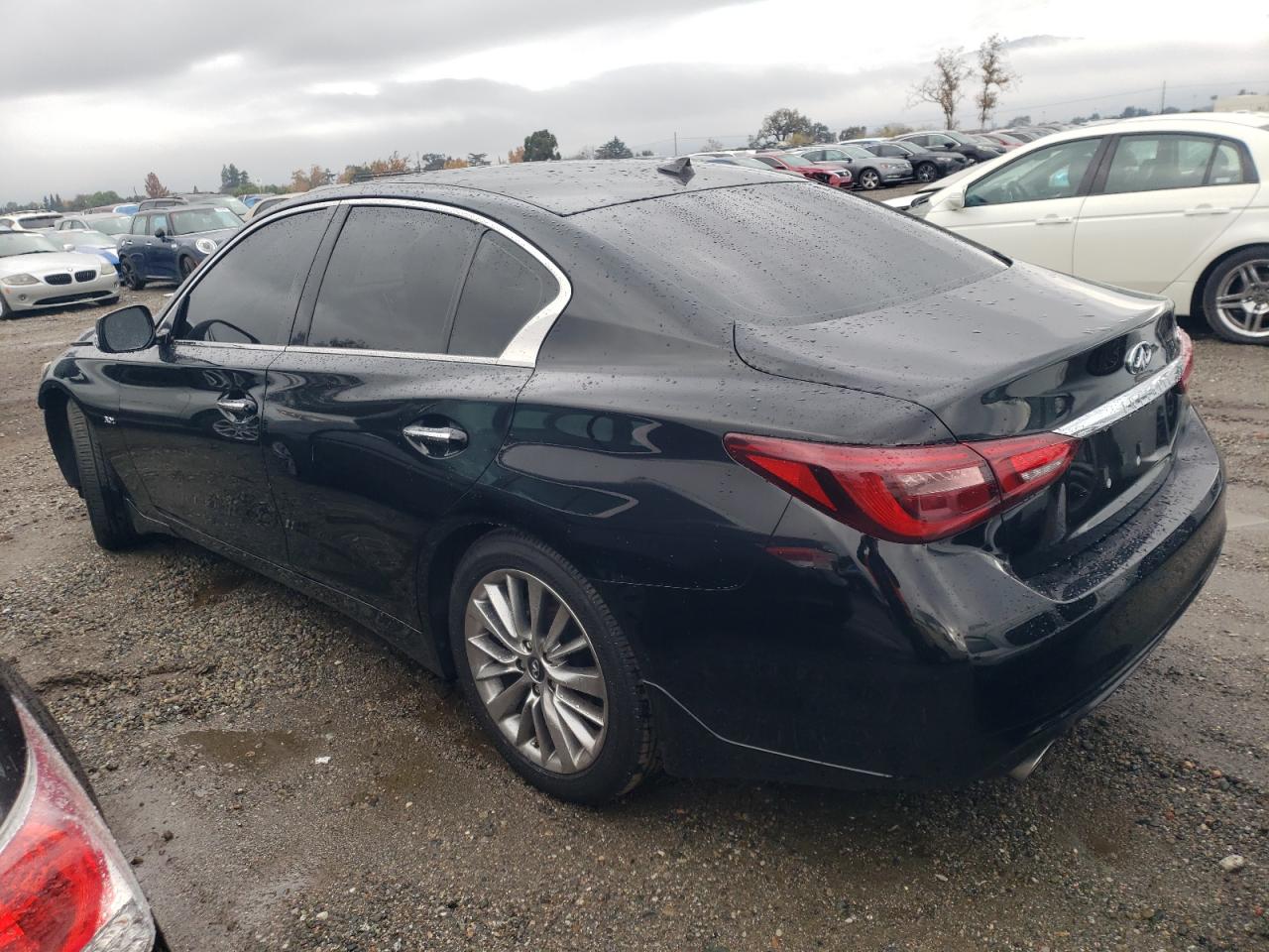 Obraz 2 z 2018 INFINITI Q50 LUXE 2018 z VIN JN1EV7AP6JM352573