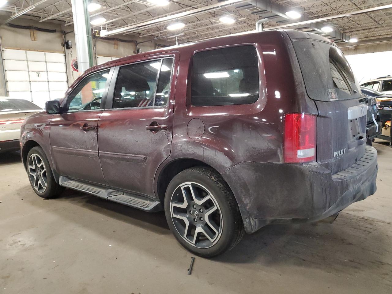 Image 2 of 2012 HONDA PILOT EXL 2012 with VIN 5FNYF4H51CB051215