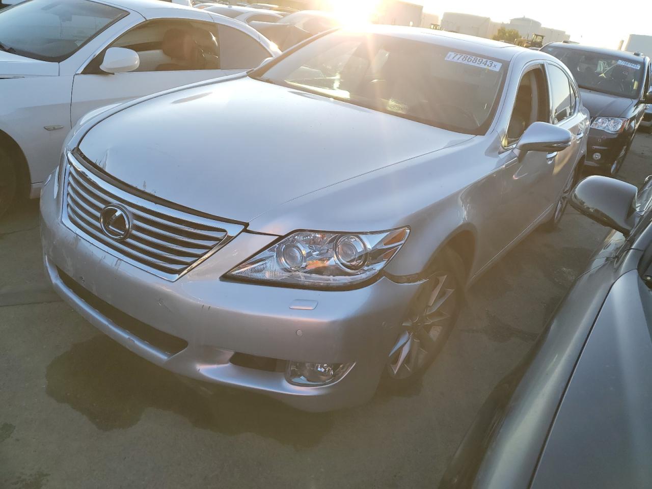 Obraz 1 z 2010 LEXUS LS 460 2010 z VIN JTHBL5EF0A5098993