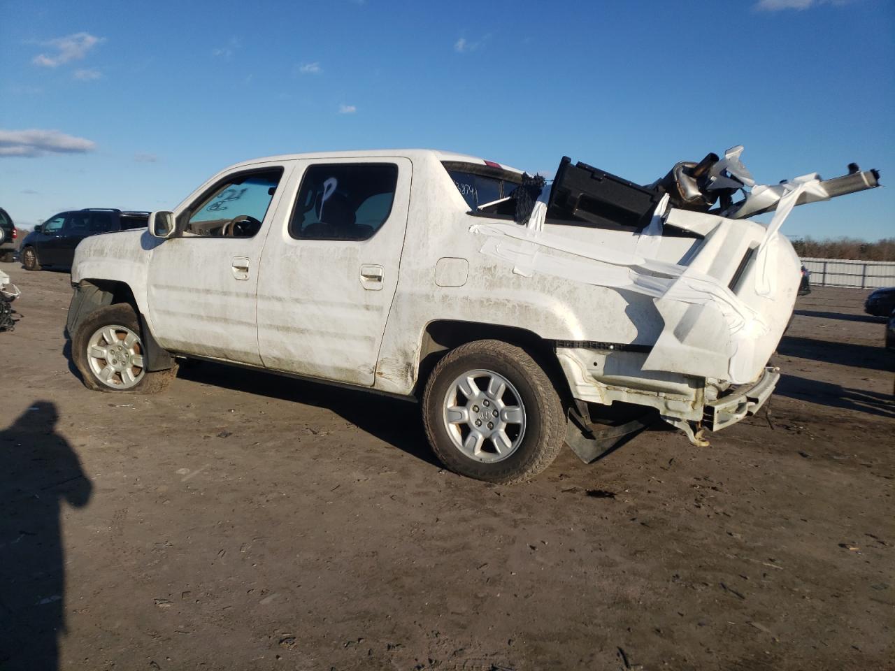 Image 2 of 2006 HONDA RIDGELINE RTS 2006 with VIN 2HJYK16416H564334
