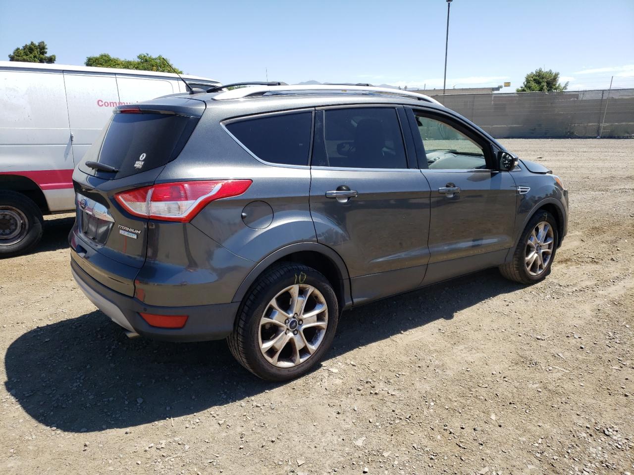 Obraz 3 z 2016 FORD ESCAPE TITANIUM 2016 z VIN 1FMCU0JX3GUC20762