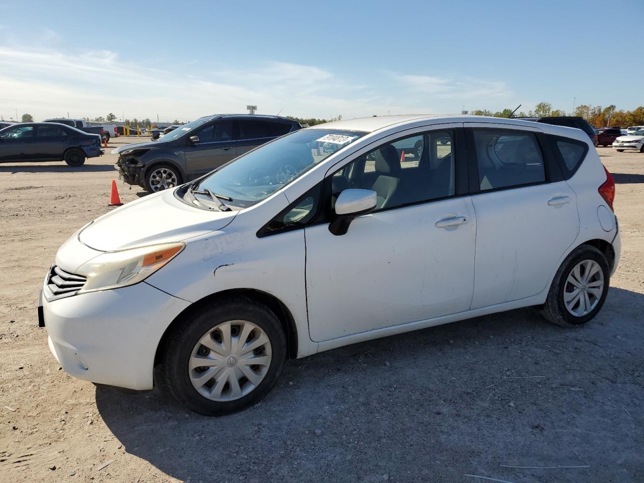 Image 1 of 2015 NISSAN VERSA NOTE S 2015 with VIN 3N1CE2CP2FL422966