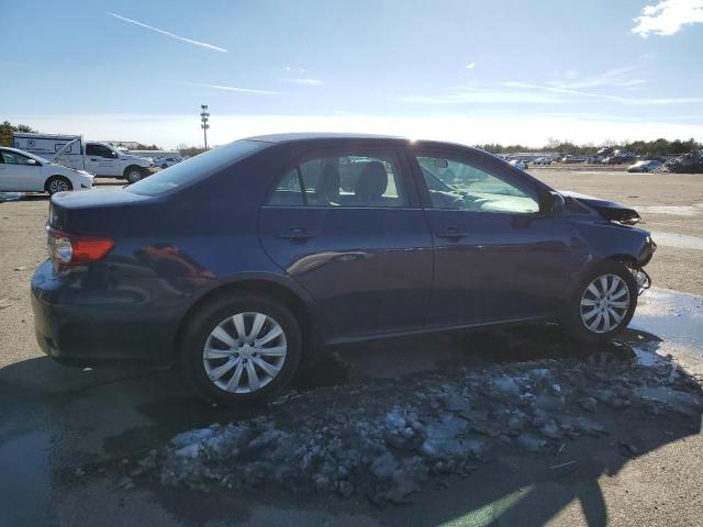 Obraz 3 z 2013 TOYOTA COROLLA BASE 2013 z VIN 2T1BU4EE1DC101875