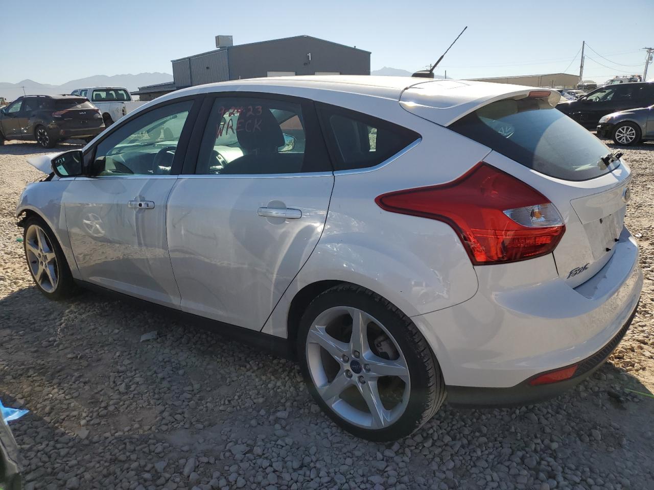 Obraz 2 z 2012 FORD FOCUS TITANIUM 2012 z VIN 1FAHP3N2XCL390141