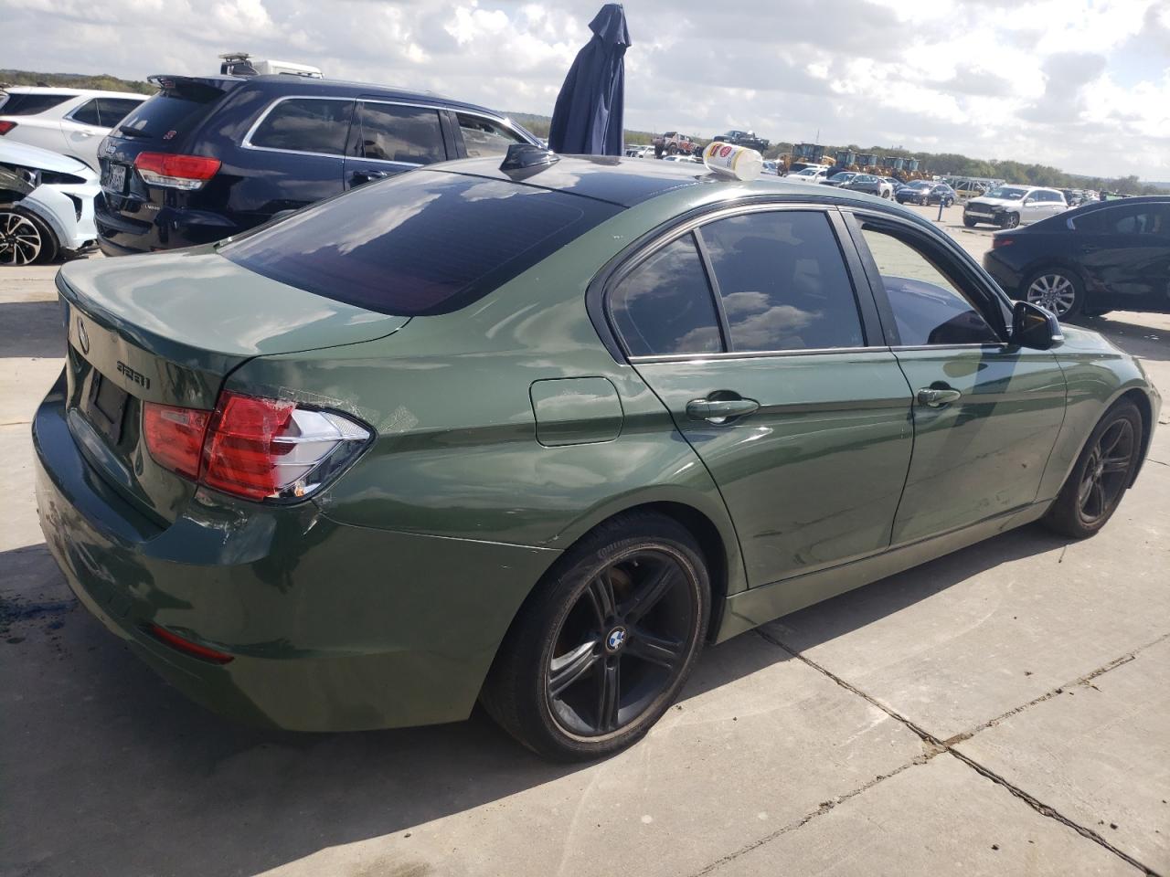 Obraz 3 z 2013 BMW 328 I 2013 z VIN WBA3A5C50DF357936