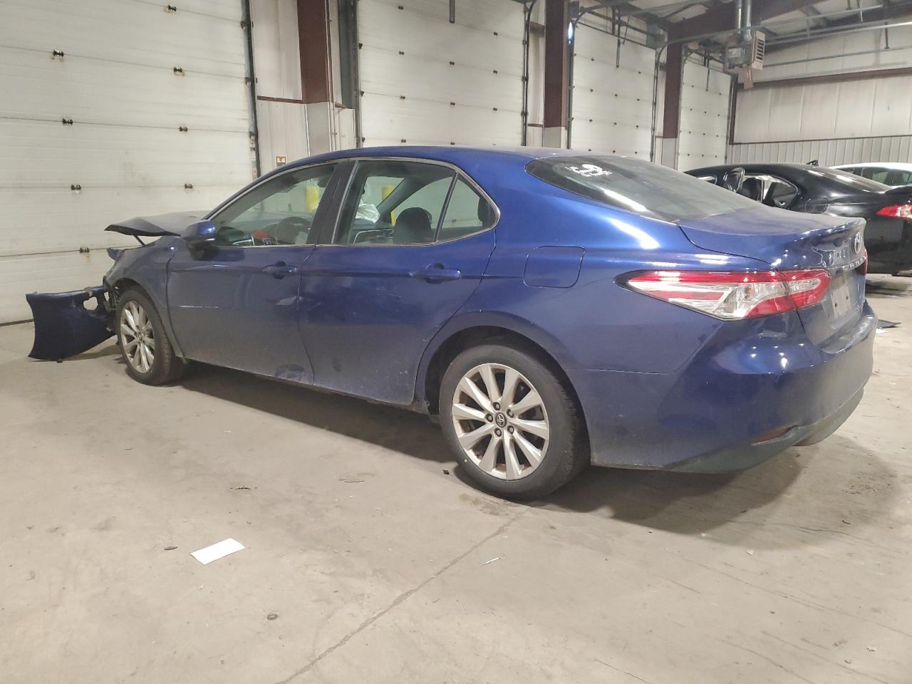 Изображение 2 2018 TOYOTA CAMRY L 2018 с VIN 4T1B11HK9JU677507
