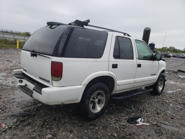 Image 3 of 2002 CHEVROLET BLAZER  2002 with VIN 1GNCS13WX2K135093