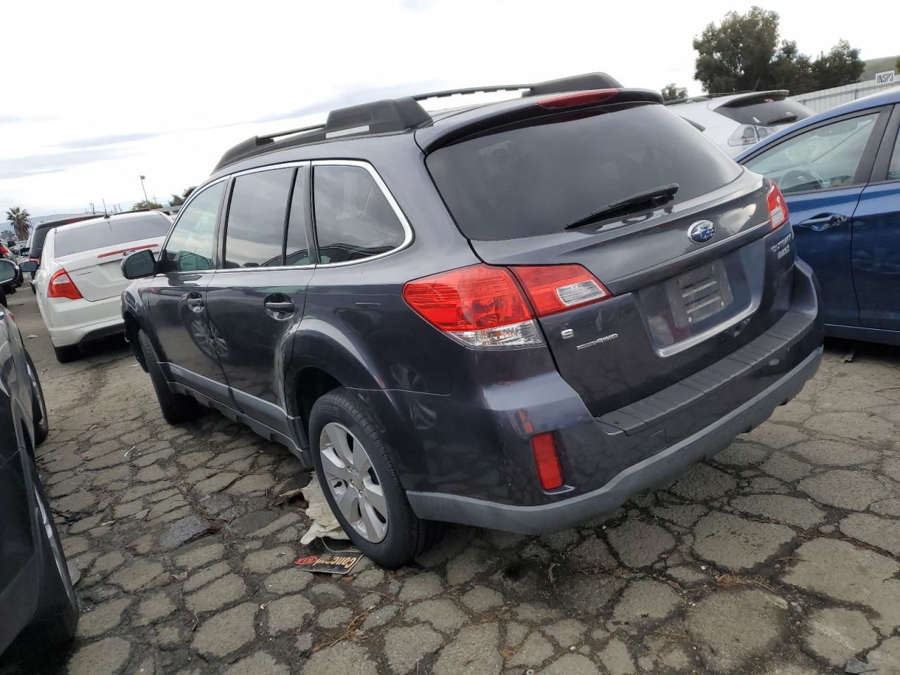 Изображение 2 2010 SUBARU OUTBACK 2.5I PREMIUM 2010 с VIN 4S4BRBBC3A3362644