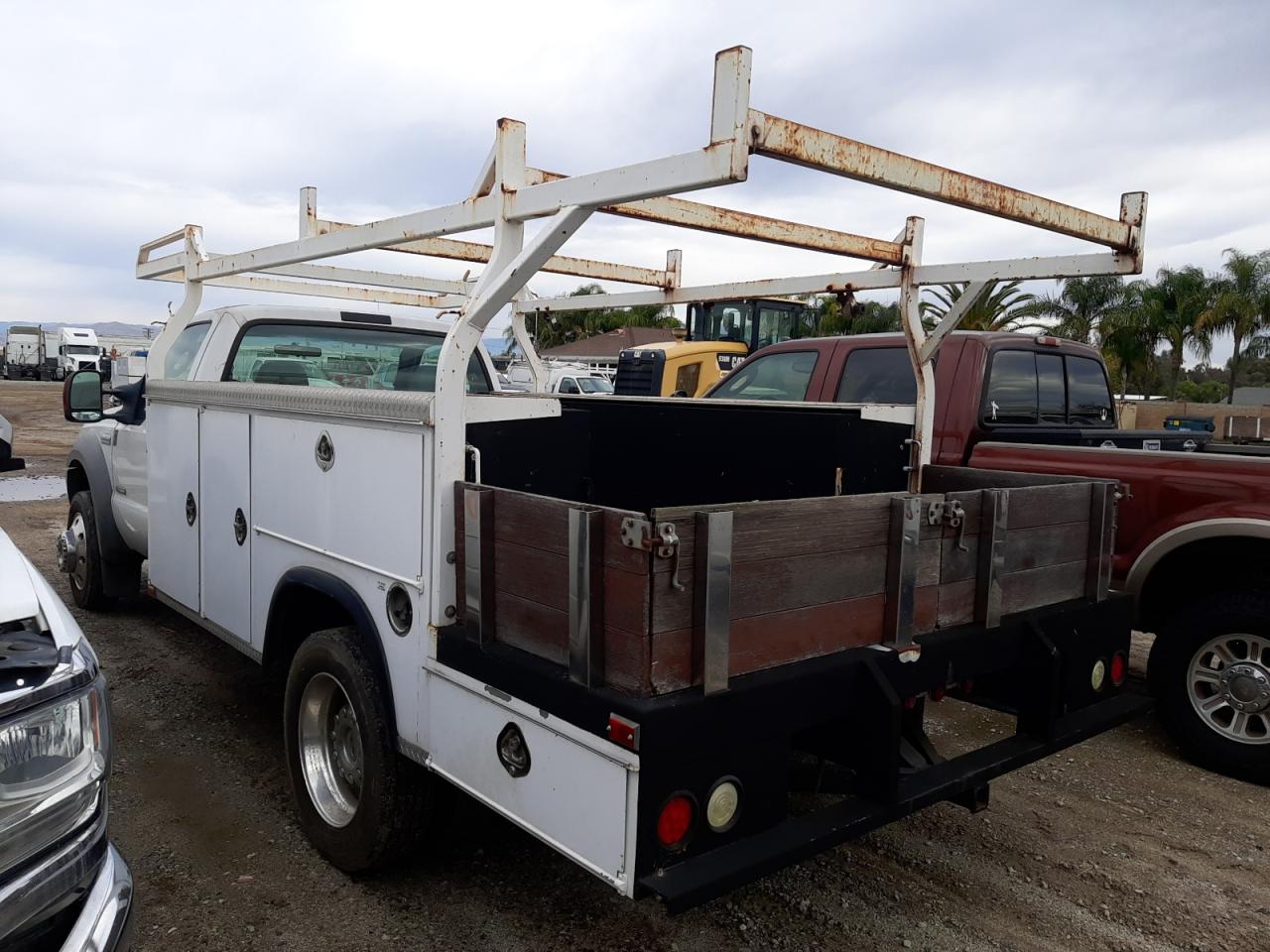 Изображение 2 2005 FORD F450 SUPER DUTY 2005 с VIN 1FDXF46P15EB22137