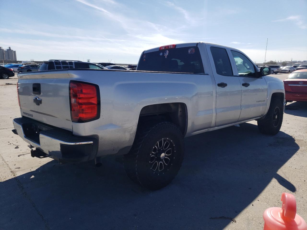 Изображение 3 2015 CHEVROLET SILVERADO C1500 2015 с VIN 1GCRCPEC9FZ153295