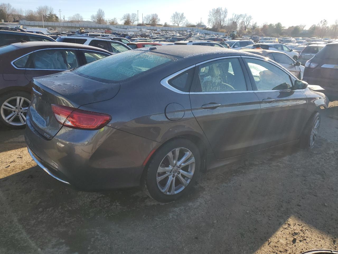 Obraz 3 z 2015 CHRYSLER 200 LIMITED 2015 z VIN 1C3CCCAB1FN687799