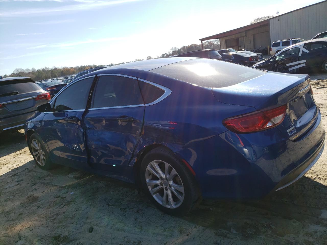 Изображение 2 2015 CHRYSLER 200 LIMITED 2015 с VIN 1C3CCCAB3FN722777
