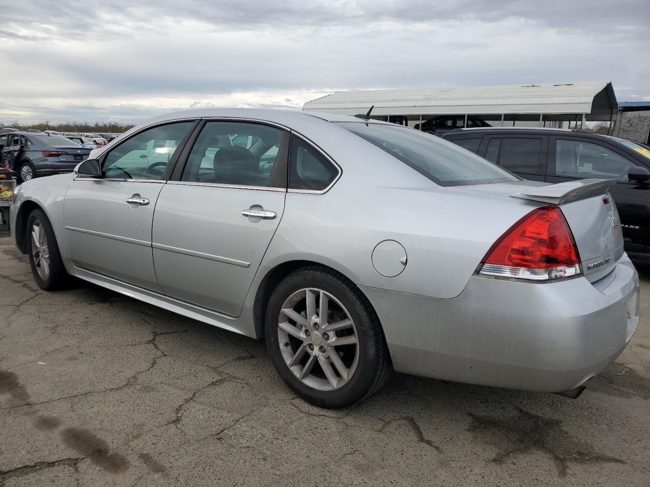 Image 2 of 2013 CHEVROLET IMPALA LTZ 2013 with VIN 2G1WC5E33D1219622