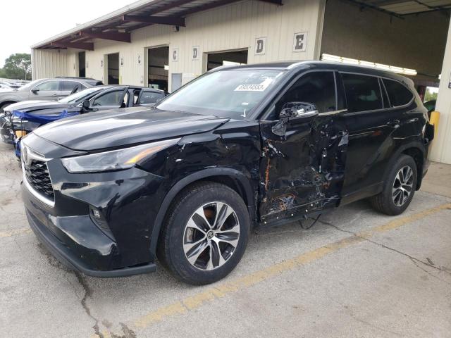 Изображение 1 2022 TOYOTA HIGHLANDER XLE 2022 с VIN 5TDGZRBH7NS573512