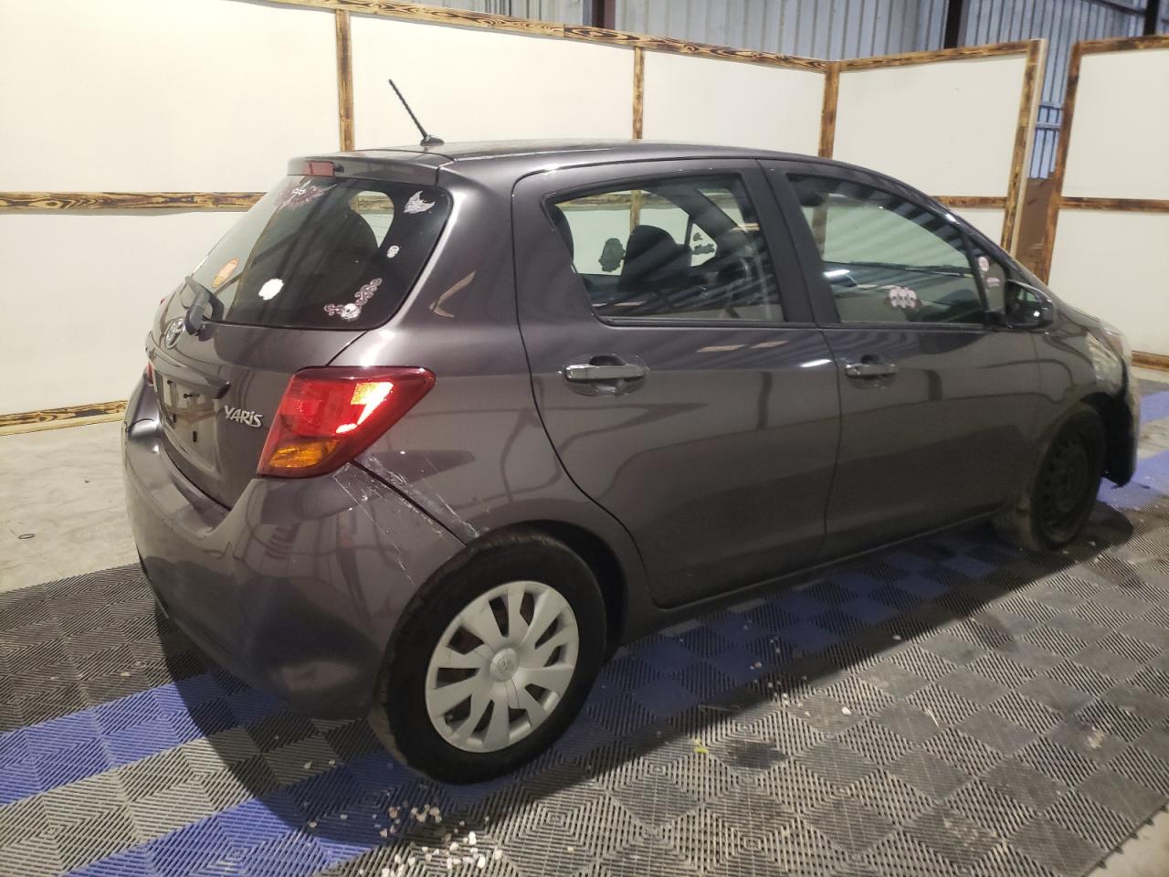 Obraz 3 z 2017 TOYOTA YARIS L 2017 z VIN VNKKTUD31HA073077