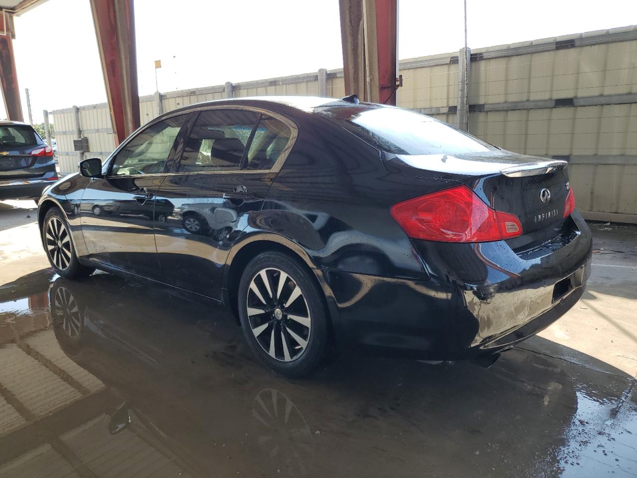 Image 2 of 2013 INFINITI G37 BASE 2013 with VIN JN1CV6APXDM306282