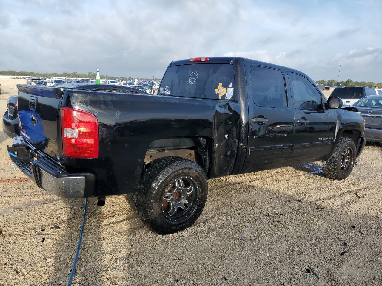 Image 3 of 2009 CHEVROLET SILVERADO C1500 2009 with VIN 3GCEC13C09G268743