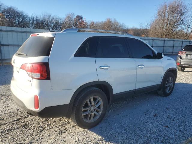 Image 3 of 2015 KIA SORENTO LX 2015 with VIN 5XYKT4A63FG562651