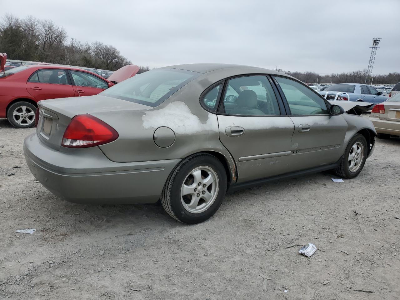 Image 3 of 2004 FORD TAURUS SES 2004 with VIN 1FAFP55S64G183095