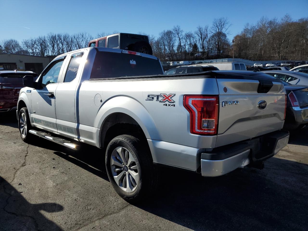 Obraz 2 z 2017 FORD F150 SUPER CAB 2017 z VIN 1FTEX1EP7HFC75919