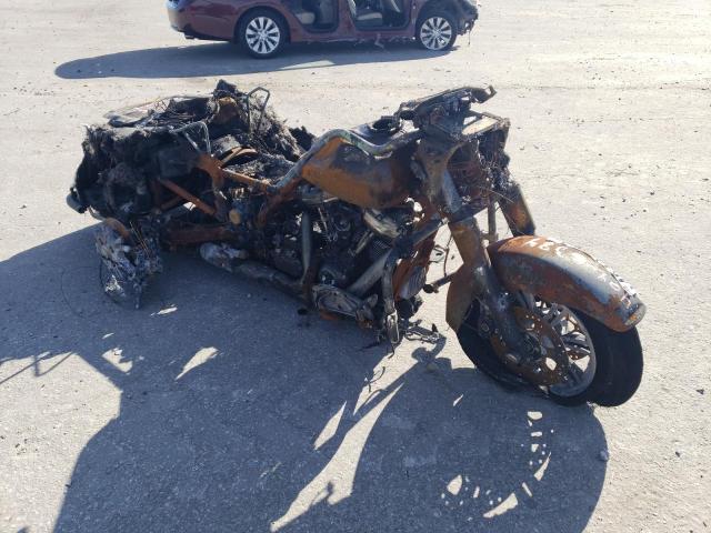 Obraz 1 z 2022 HARLEY-DAVIDSON FLHTCUTG  2022 z VIN 1HD1MAF17NB858414