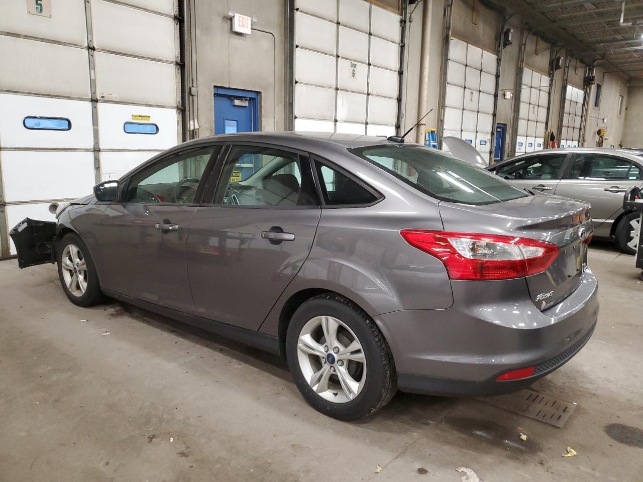 Image 2 of 2014 FORD FOCUS SE 2014 with VIN 1FADP3F2XEL441590