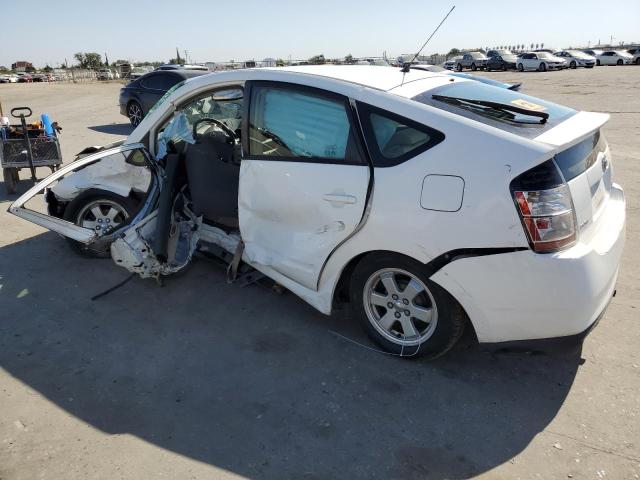 Изображение 2 2005 Toyota Prius 2005 с VIN JTDKB20U053124020
