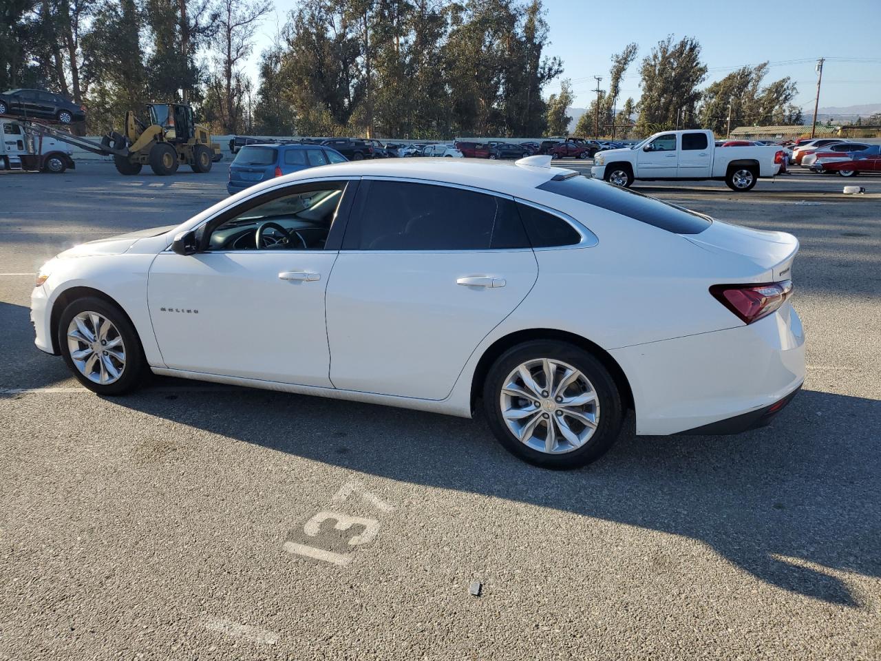 Изображение 2 2020 CHEVROLET MALIBU LT 2020 с VIN 1G1ZD5ST3LF042186