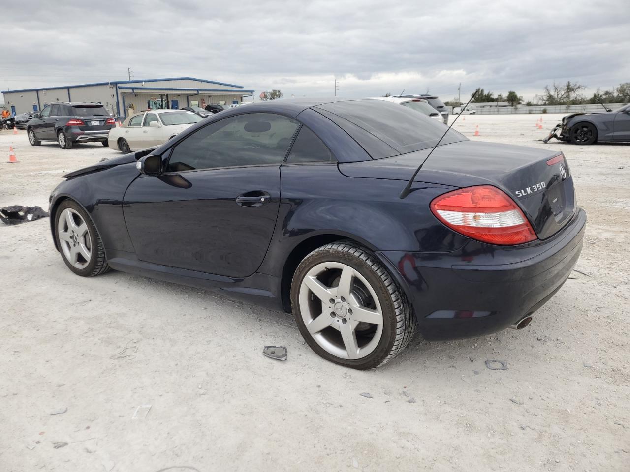 Obraz 2 z 2005 MERCEDES-BENZ SLK 350 2005 z VIN WDBWK56F65F079268