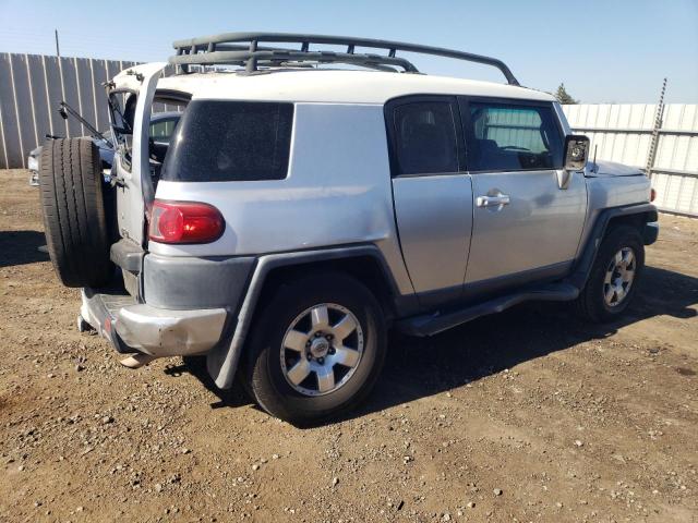 Image 3 of 2007 TOYOTA FJ CRUISER  2007 with VIN JTEBU11F570061422