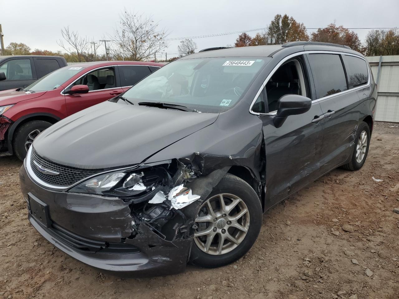 Image 1 of 2020 CHRYSLER VOYAGER LXI 2020 with VIN 2C4RC1DG5LR283288