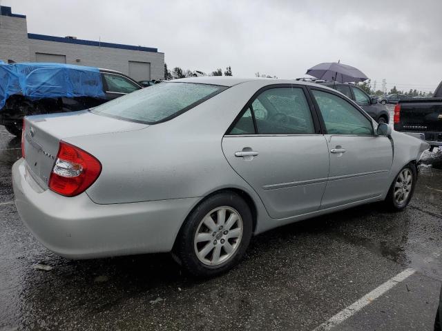 Obraz 3 z 2004 TOYOTA CAMRY LE 2004 z VIN 4T1BF32K84U071917