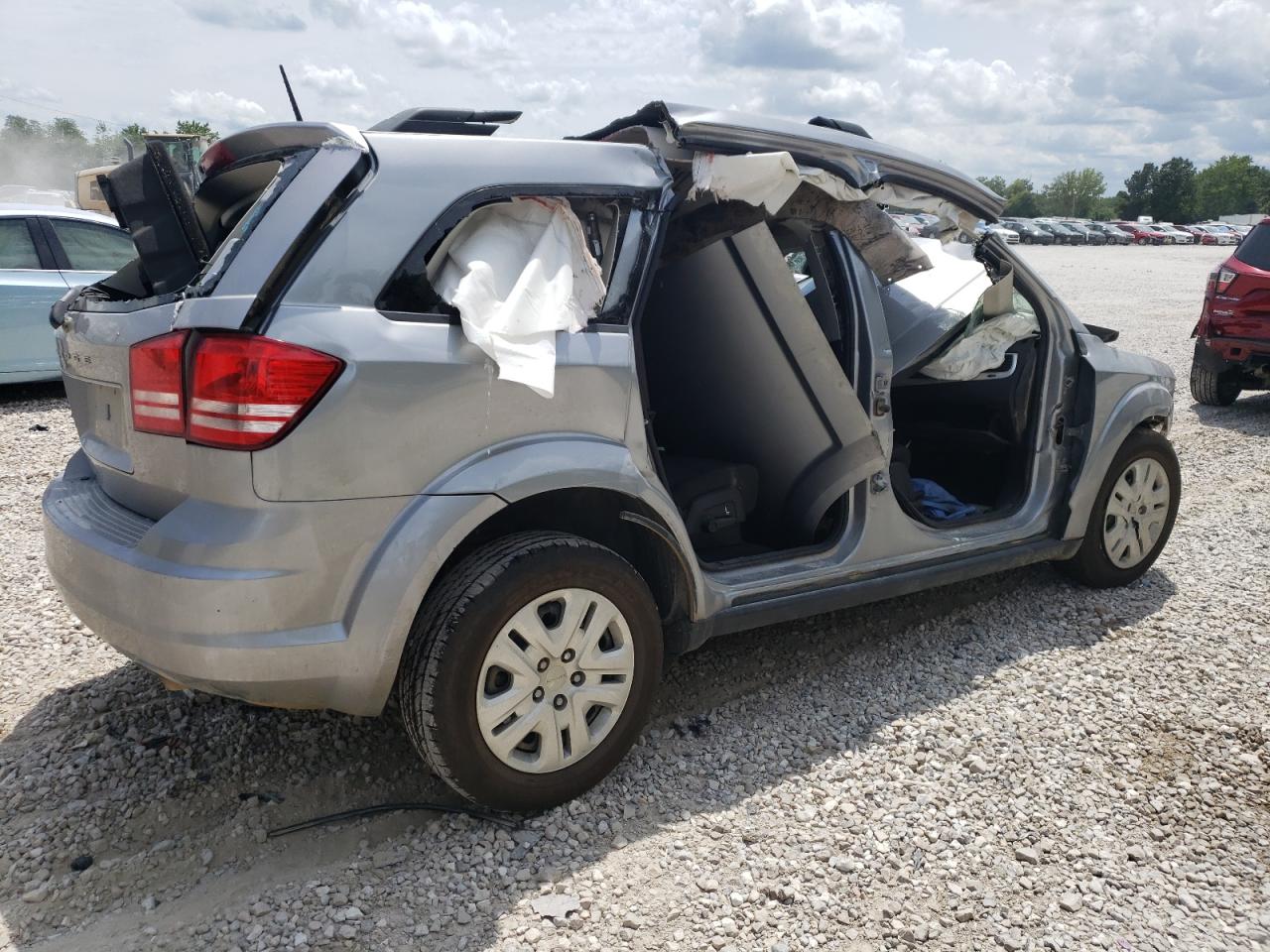 Image 3 of 2018 DODGE JOURNEY SE 2018 with VIN 3C4PDCABXJT498555