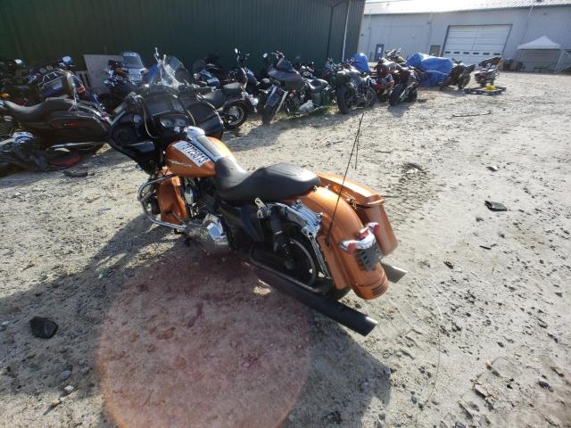 Image 3 of 2015 HARLEY-DAVIDSON FLTRXS ROAD GLIDE SPECIAL 2015 with VIN 1HD1KTM13FB683178