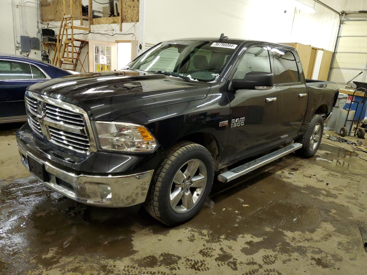 2017 RAM 1500 SLT 2017 image