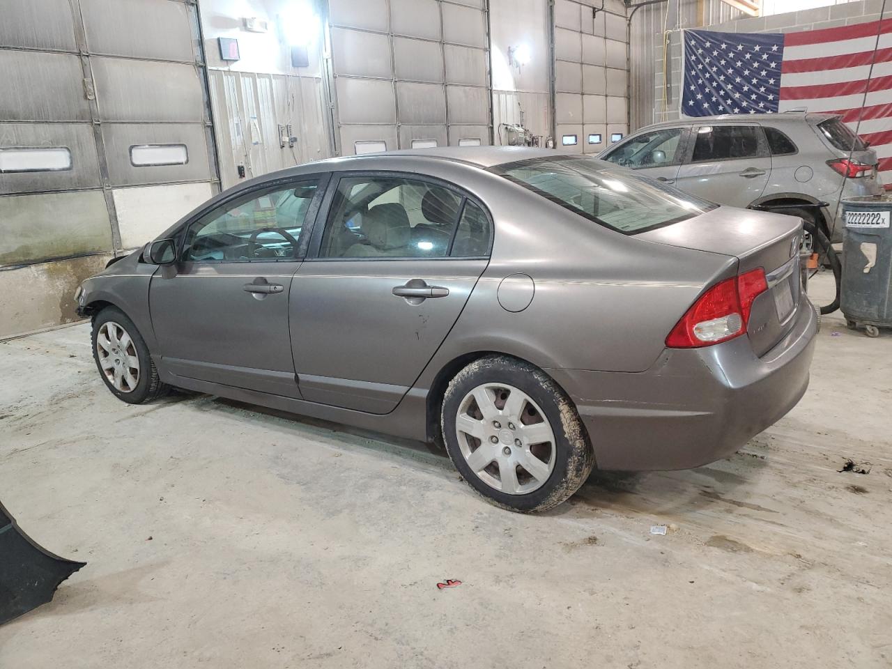 Изображение 2 2010 HONDA CIVIC LX 2010 с VIN 2HGFA1F50AH539958