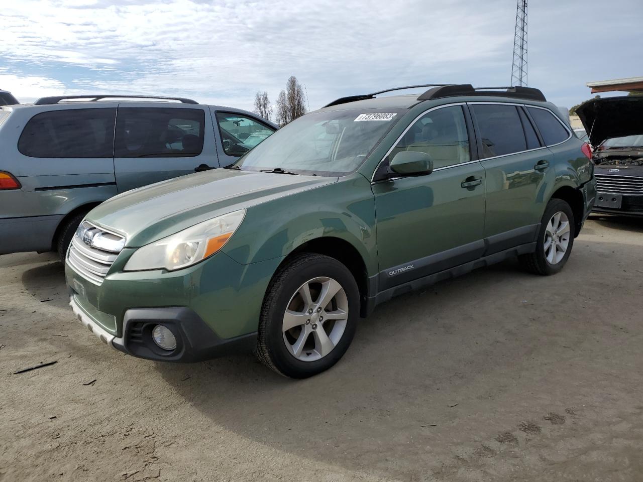 Изображение 1 2013 SUBARU OUTBACK 2.5I LIMITED 2013 с VIN 4S4BRBKC9D3302565