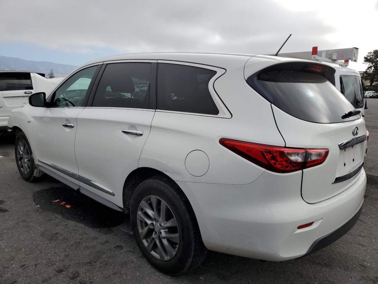 Image 2 of 2014 INFINITI QX60  2014 with VIN 5N1AL0MM3EC535592