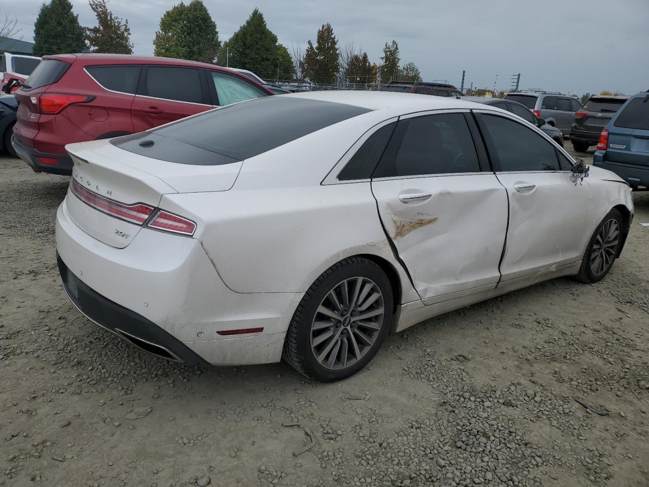 Image 3 of Lincoln Mkz Select 2017 with VIN 3LN6L5C92HR604102