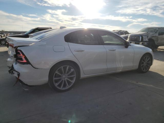 Image 3 of 2021 VOLVO S60 T5 R-DESIGN 2021 with VIN 7JR102FZ3MG118709