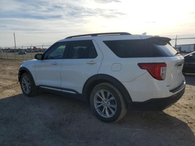 Image 2 of 2020 FORD EXPLORER XLT 2020 with VIN 1FMSK7DH5LGD05173