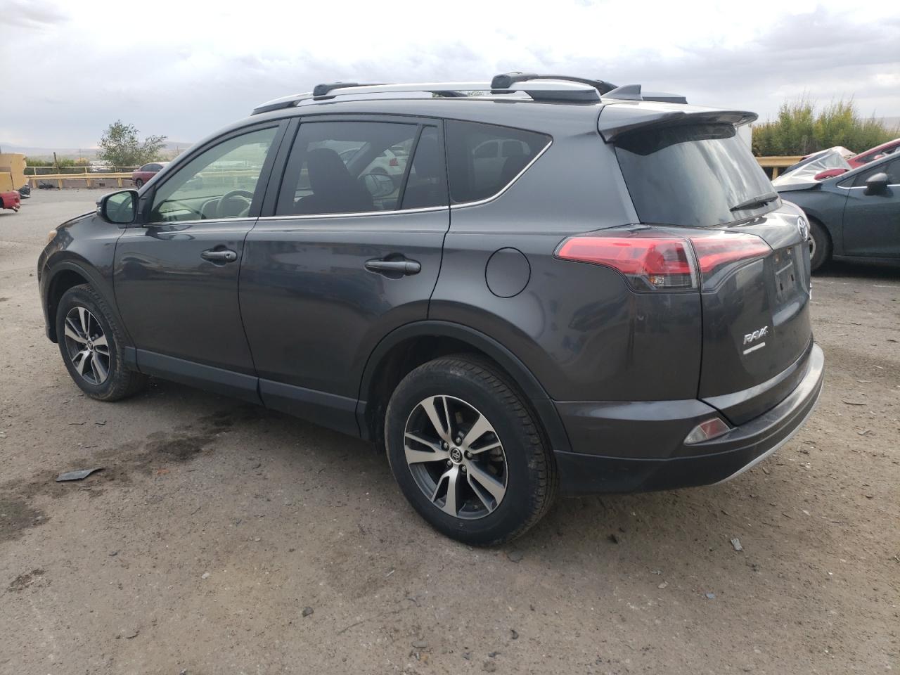 Obraz 2 z 2018 TOYOTA RAV4 ADVENTURE 2018 z VIN JTMRFREV6JJ748214