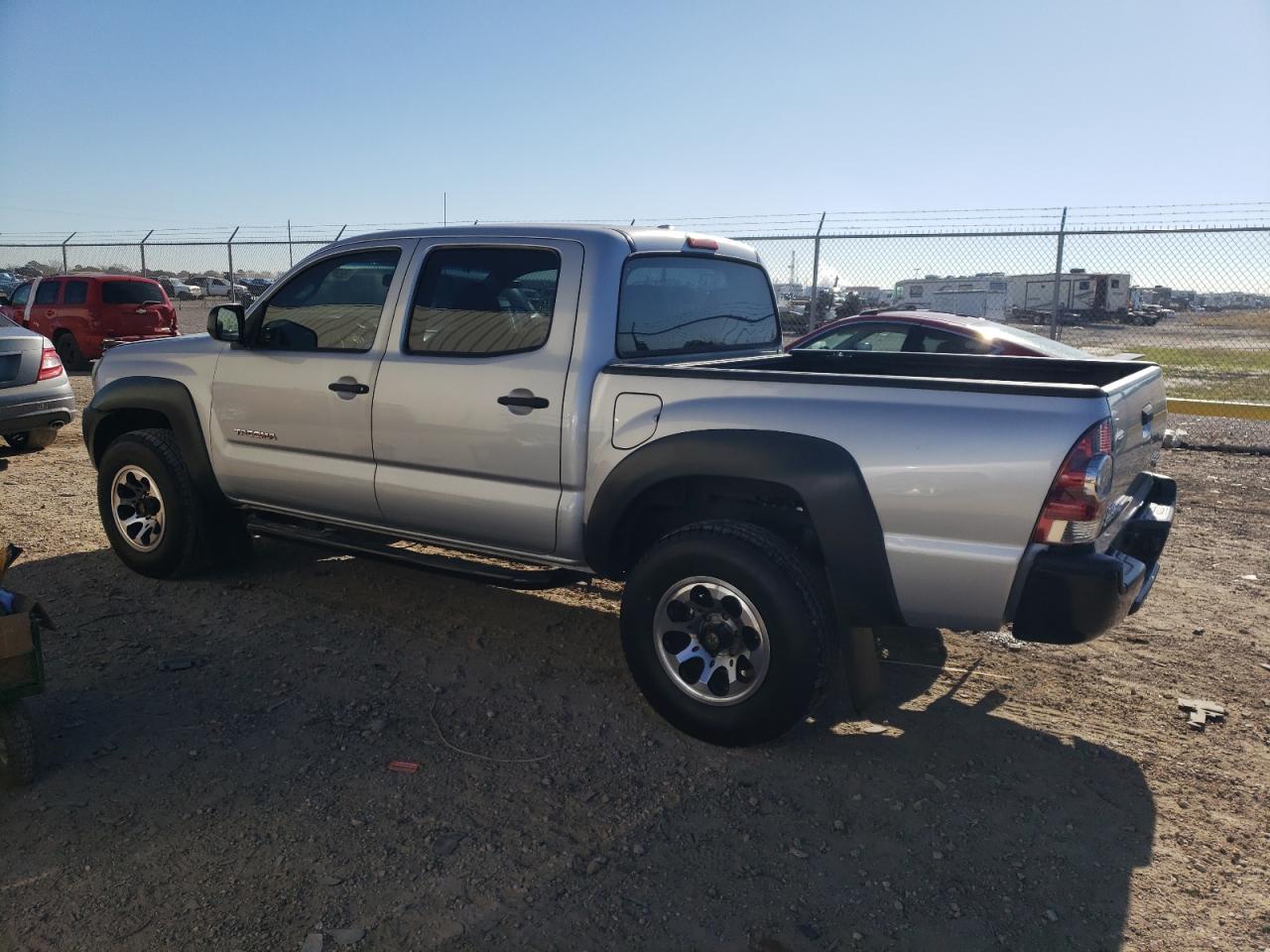 Изображение 2 2010 TOYOTA TACOMA DOUBLE CAB PRERUNNER 2010 с VIN 3TMJU4GN1AM096995