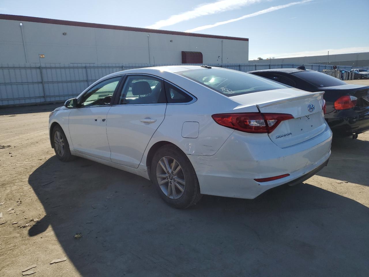Obraz 2 z 2016 HYUNDAI SONATA SE 2016 z VIN 5NPE24AF1GH393692