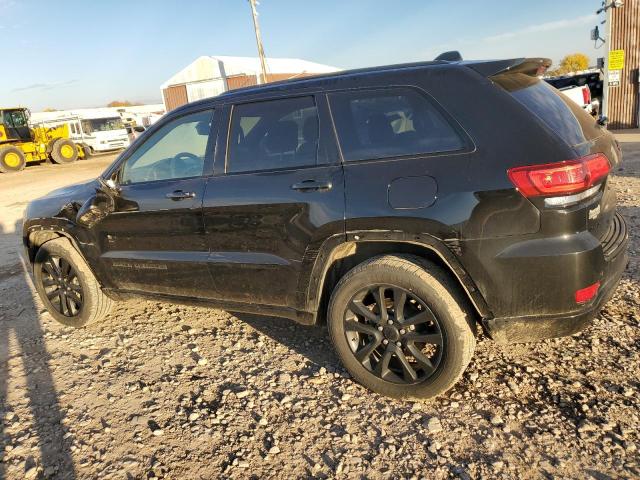 Image 2 of 2017 JEEP GRAND CHEROKEE LAREDO 2017 with VIN 1C4RJFAG0HC759020